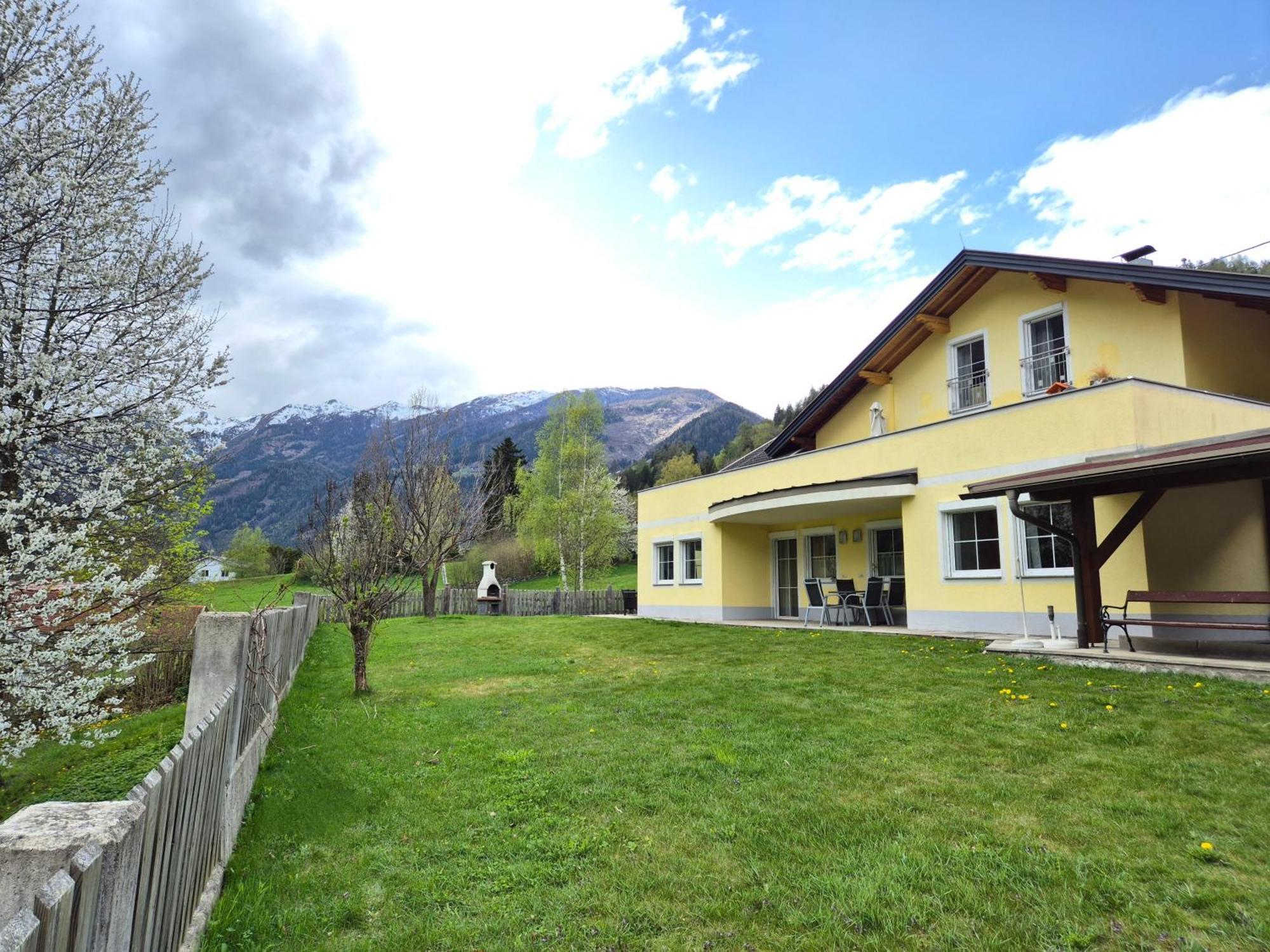 Appartementhaus Flattach Goritschnig Exterior photo
